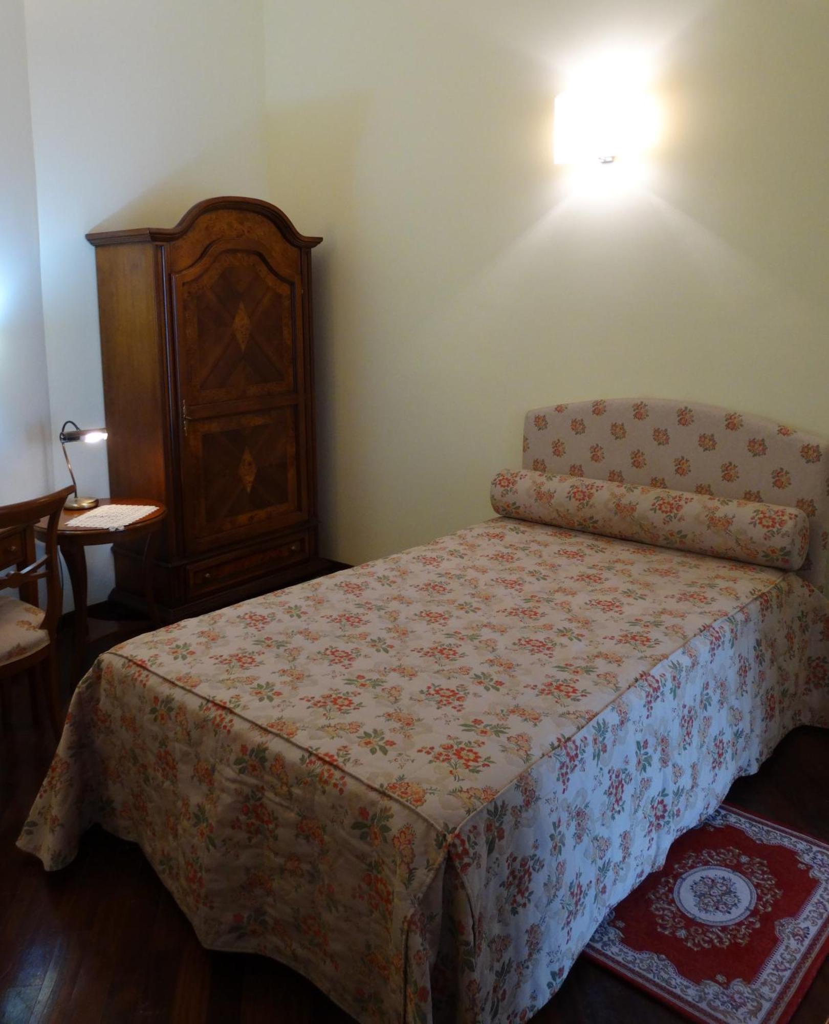 Hotel San Giuseppe Gerace Camera foto